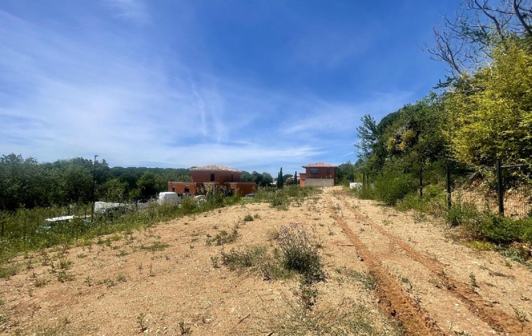 Annonces VALRAS PLAGE : Ground | BEZIERS (34500) | 405 m2 | 149 000 € 